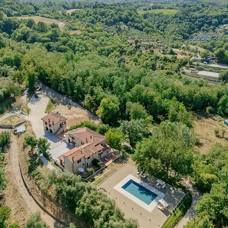 Tenuta Alela Farma
