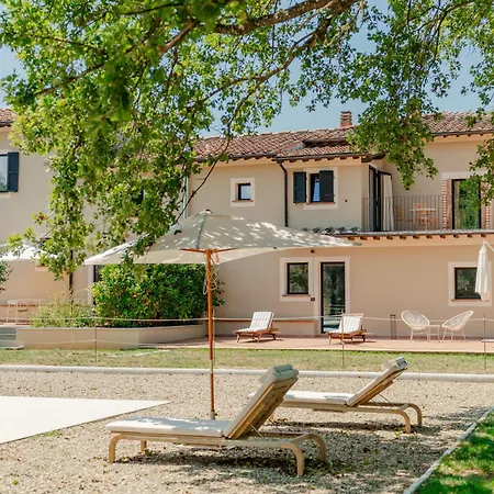 Tenuta Alela Farma *